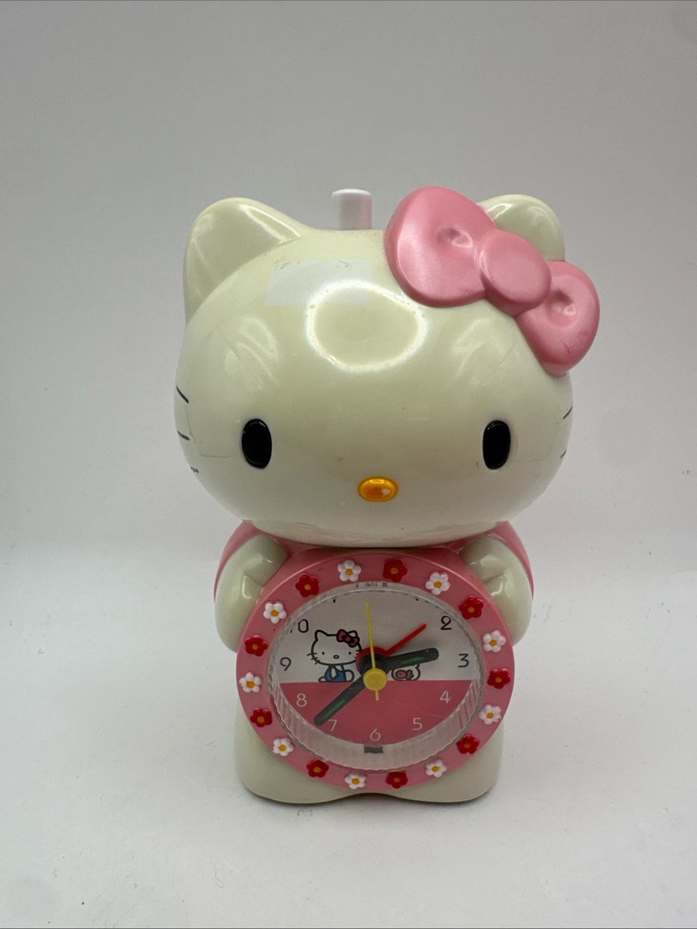 Sanrio Hello Kitty Table Desk Analog Clock
